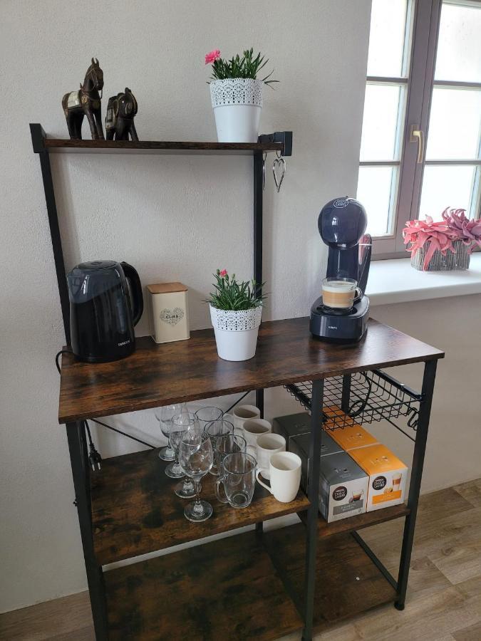 Chateau Moravany - Apartmany, Teepee A Wellness Ronow an der Doubrava Εξωτερικό φωτογραφία